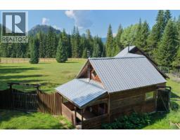 Hobby room - 152 Talbot Road, Nelway, BC V0G1Z0 Photo 2