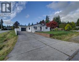 776 Seacot Way, Gibsons, BC V0N1V9 Photo 4