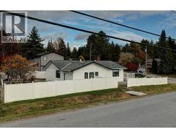 776 Seacot Way, Gibsons, BC V0N1V9 Photo 5