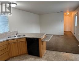 Kitchen - 18 525 Jim Cram Dr, Ladysmith, BC V9G0A5 Photo 5