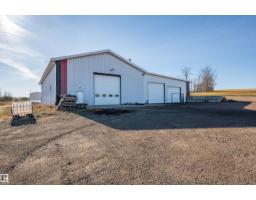 Kitchen - 57119 Rge Rd 241, Rural Sturgeon County, AB T0A0K1 Photo 3