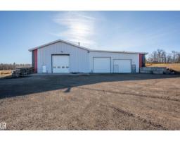 Primary Bedroom - 57119 Rge Rd 241, Rural Sturgeon County, AB T0A0K1 Photo 4