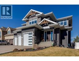 Dining room - 5 Leonard Close, Sylvan Lake, AB T4S0E7 Photo 2