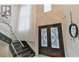 Dining room - 17 Red Giant Street, Richmond Hill, ON L4C4Z1 Photo 3