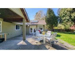 17237 26 Avenue, Surrey, BC V3Z0A4 Photo 5