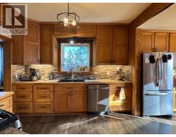 Bedroom - 255025 Township 814 Road, Rural Peace No 135 Md Of, AB T0H0L0 Photo 3