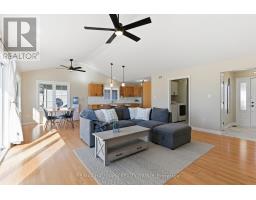 Living room - 54 Christie Lane, North Dundas, ON K0C2K0 Photo 5