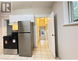 Living room - 24 Somerset Avenue, Hamilton, ON L8L2L5 Photo 5