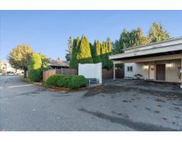 Living room - 10 9473 Hazel Street Chilliwack Proper East, Chilliwack, BC V2P5M9 Photo 2
