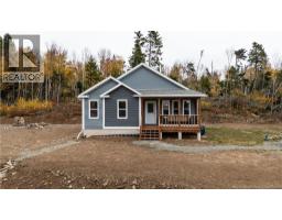 Primary Bedroom - 39 Chignecto Drive, Alma, NB E4H1V9 Photo 2