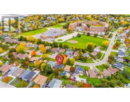 Dining room - 129 Folkstone Crescent, Brampton, ON L6T3M6 Photo 3