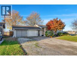 3pc Ensuite bath - 23990 Winter Line Road, Pain Court, ON N0P1Z0 Photo 4