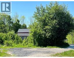 100 Union Street, St Stephen, NB E3L1V5 Photo 4