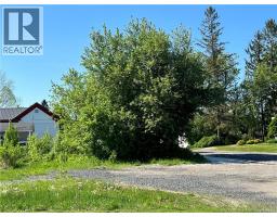 100 Union Street, St Stephen, NB E3L1V5 Photo 2