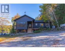 Bedroom 2 - 1526 Curry Road, Dysart Et Al, ON K0M2K0 Photo 2