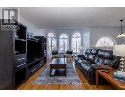 Bedroom 2 - 701 Happy Vale Drive E, Innisfil, ON L9S2E6 Photo 5