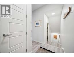 Living room - 225 Vantage Drive, Cochrane, AB T4C3G5 Photo 3