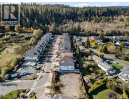 282 Seafield Rd, Colwood, BC V9C0R1 Photo 2