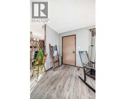 4pc Bathroom - 10 1342 Township Road 361, Rural Red Deer County, AB T4G0H9 Photo 5