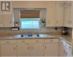 Kitchen - 169 Crescent Street, Bridgewater, NS B4V1L1 Photo 5