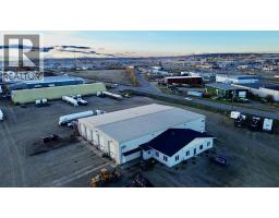 9863 85 Avenue, Fort St John, BC V1J8K5 Photo 3