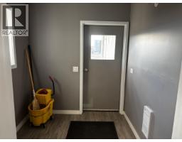 9863 85 Avenue, Fort St John, BC V1J8K5 Photo 2