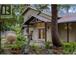 Den - 3495 Harwood Rd, Hornby Island, BC V0R1Z0 Photo 3