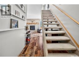 Kitchen - 1305 Princess Crescent, Moose Jaw, SK S6H6V7 Photo 2