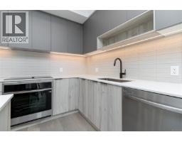 Ensuite - 312 3564 B Ryder Hesjedal Way, Colwood, BC V9C0V4 Photo 4