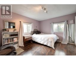 Kitchen - 35613 Victoria Street, Southwold, ON N0L1K0 Photo 2