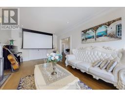 Bedroom 5 - 8 Killarney Road, Toronto, ON M5P1L8 Photo 2