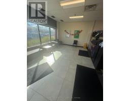 18 2074 Steeles Avenue E, Brampton, ON L6T4Z9 Photo 2