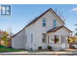 Kitchen - 95 Main Street E, Mississippi Mills, ON K0A1A0 Photo 4