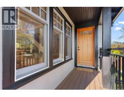 Storage - 614 Monterey Ave, Oak Bay, BC V8S4T9 Photo 3