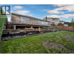 Bedroom - 756 Bowen Dr, Campbell River, BC V9H1S2 Photo 4