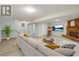 Kitchen - 6680 Cropp Street, Niagara Falls, ON L2E7B3 Photo 4