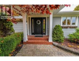 Bath (# pieces 1-6) - 50 Birch Crescent, Rothesay, NB E2H1S6 Photo 3