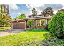 Bathroom - 2 Pickwick Place, Guelph, ON N1H7V8 Photo 3