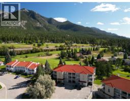 Primary Bedroom - 5052 Riverview Road Unit 1010 A, Fairmont Hot Springs, BC V0B1L1 Photo 2