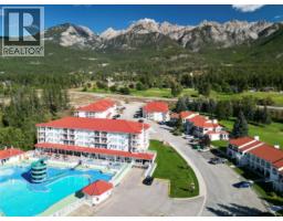 Living room - 5052 Riverview Road Unit 1010 A, Fairmont Hot Springs, BC V0B1L1 Photo 5