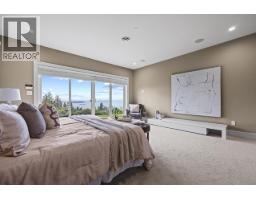 2546 Marr Creek Court, West Vancouver, BC V7S0A3 Photo 4