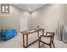 2546 Marr Creek Court, West Vancouver, BC V7S0A3 Photo 2