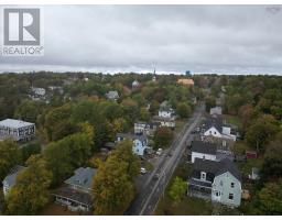 Bath (# pieces 1-6) - 89 Welsford Street, Pictou, NS B0K1H0 Photo 5