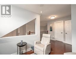 Bathroom - 4304 Taywood Drive, Burlington, ON L7M4S7 Photo 2