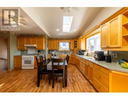 Mud room - 1192 Highway 335 Highway, Middle West Pubnico, NS B0W2M0 Photo 4