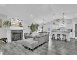 Family room - 1719 Crestview Wy, Cold Lake, AB T9M0L8 Photo 4