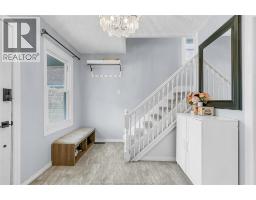 4pc Bathroom - 1342 Drouillard, Windsor, ON N8Y2R7 Photo 5