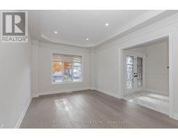 Kitchen - 50 Amboise Crescent, Brampton, ON L7A3H2 Photo 4