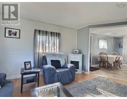 Bedroom - 7067 Highway 2, Portapique, NS B0M1B0 Photo 4