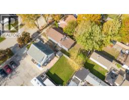 Bedroom - 2362 Cadillac Street, Windsor, ON N8W3Y4 Photo 2